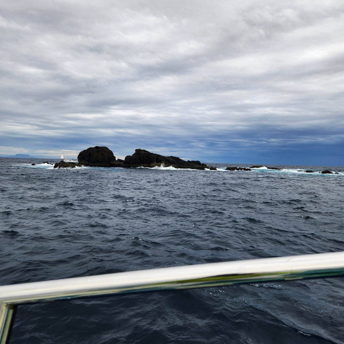 伊豆諸島　銭洲ルアー遠征釣行